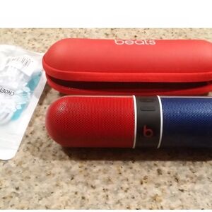 Beats By Dr Dre 2.0 VERY RARE Red and Blue Portable Bluetooth Speaker EUC
